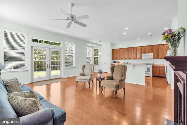 15 LILY POND LANE, Barnegat, NJ 08005