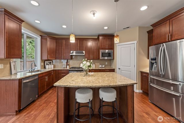 10303 238th Place NE, Redmond, WA 98053