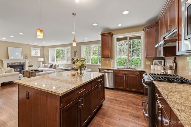 10303 238th Place NE, Redmond, WA 98053