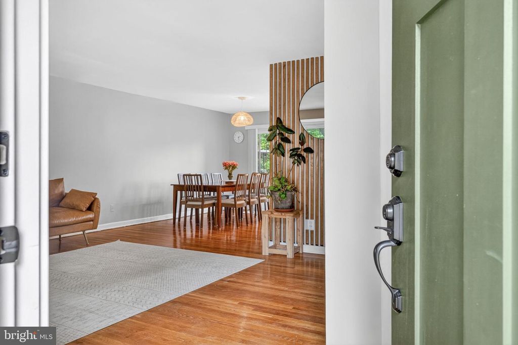 Image 2 of property listing at 12519 LITTLETON ST, Silver Spring, MD 20906