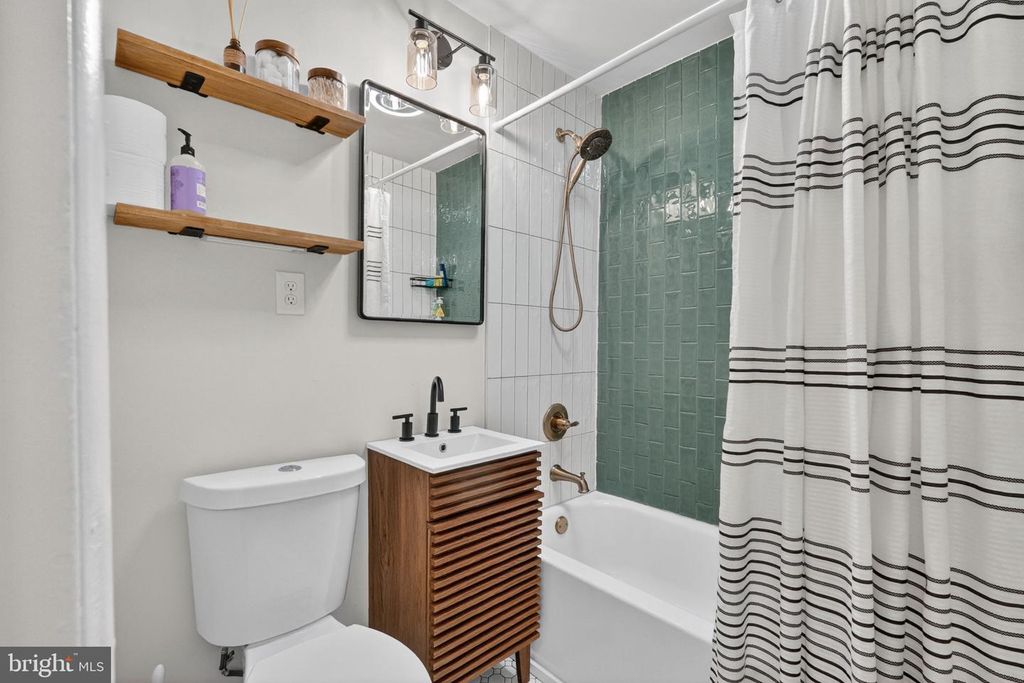 Image 23 of property listing at 12519 LITTLETON ST, Silver Spring, MD 20906