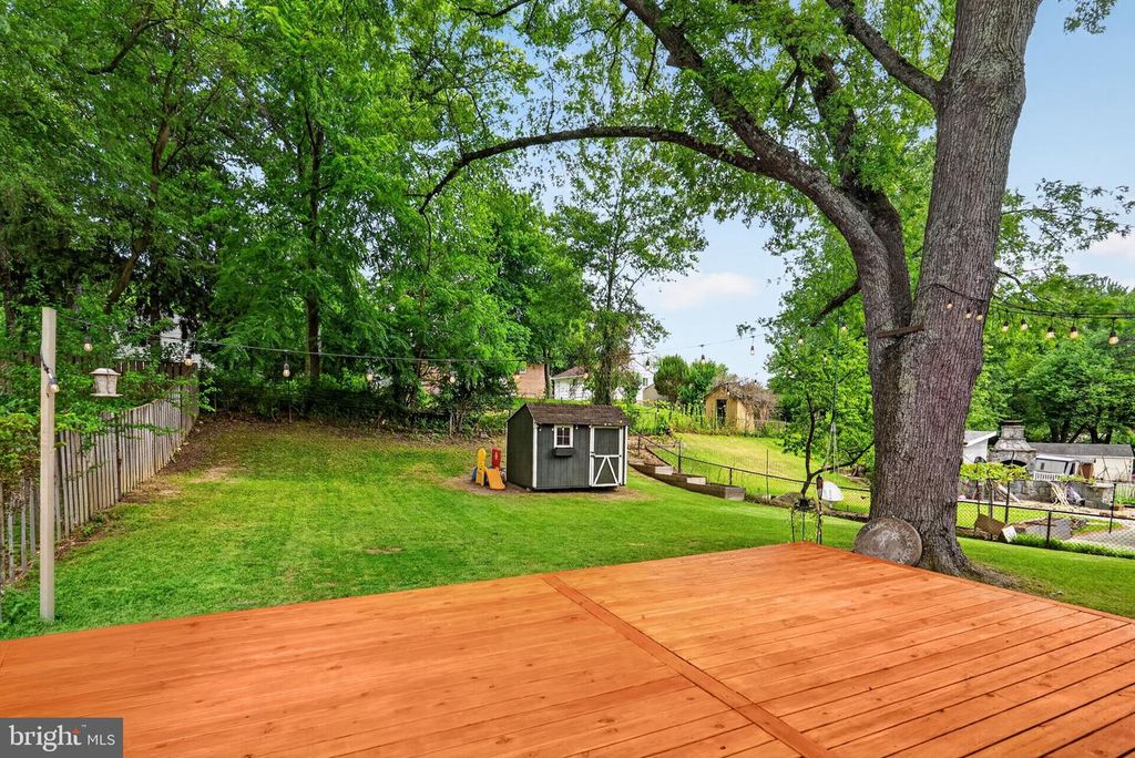 Image 27 of property listing at 12519 LITTLETON ST, Silver Spring, MD 20906