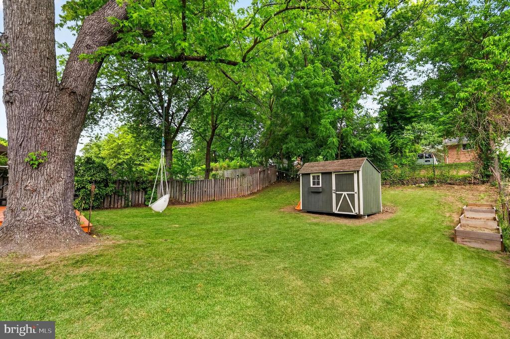 Image 30 of property listing at 12519 LITTLETON ST, Silver Spring, MD 20906