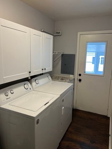 302 Freehauf Street, Lemont, IL 60439