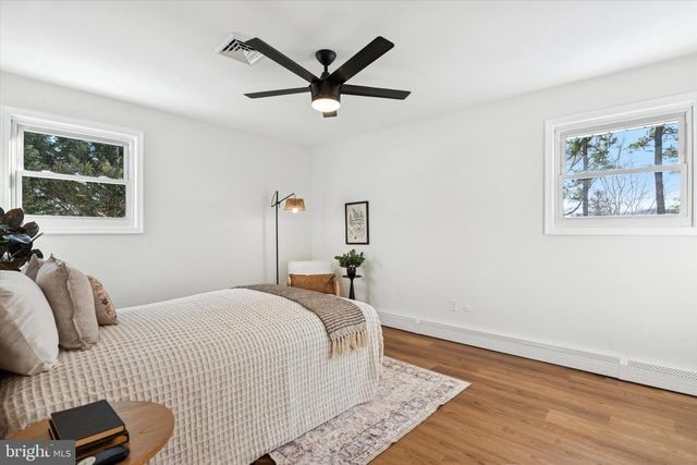 108 E 1ST AVE, Parkesburg, PA 19365