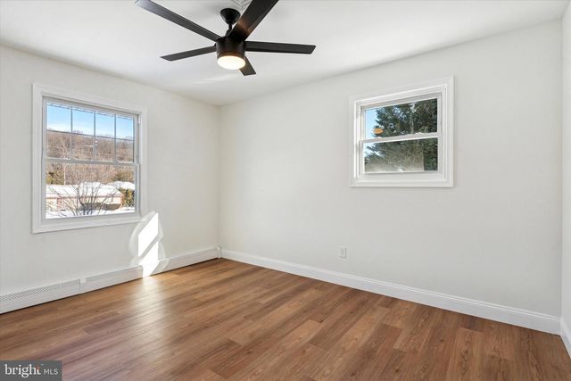 108 E 1ST AVE, Parkesburg, PA 19365