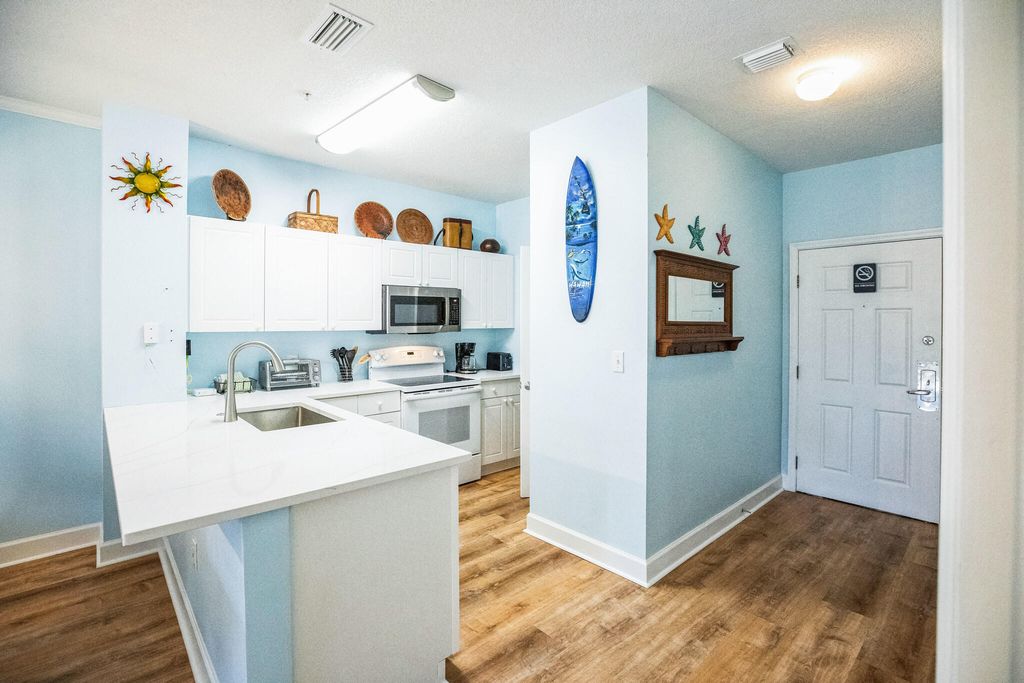 1952 Scenic Gulf Drive, 102, Miramar Beach, FL 32550