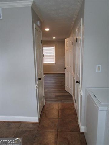 1235 Riverside Drive F6, Gainesville, GA 30501