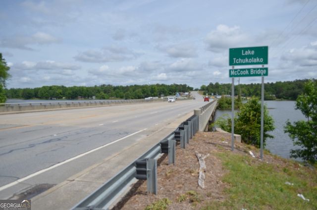 103 Lakeview, Ivey, GA 31031