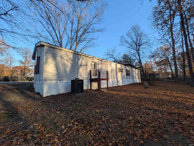 12905 E Shady Meadows, Solsberry, IN 47459