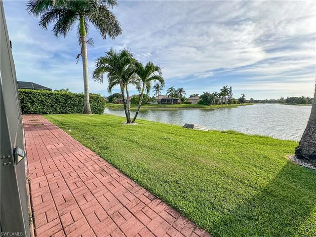 605 Grand Rapids BLVD, Naples, FL 34120