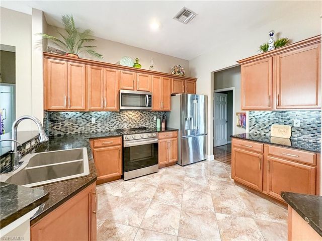 605 Grand Rapids BLVD, Naples, FL 34120