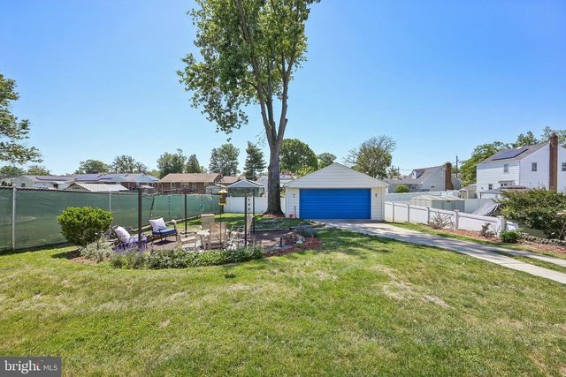 5524 WAYNE AVE, Pennsauken, NJ 08110