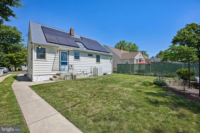 5524 WAYNE AVE, Pennsauken, NJ 08110