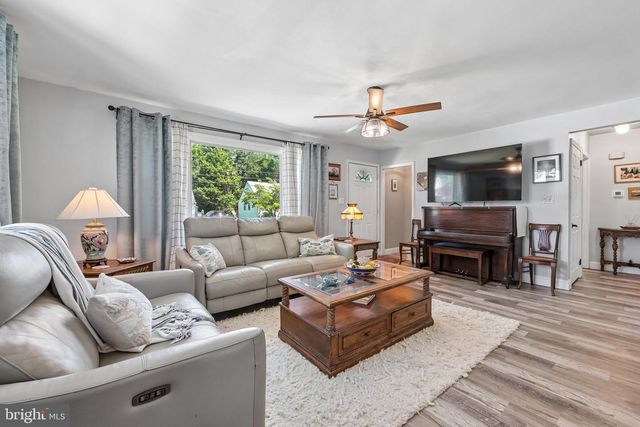 5524 WAYNE AVE, Pennsauken, NJ 08110