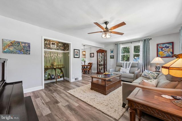 5524 WAYNE AVE, Pennsauken, NJ 08110
