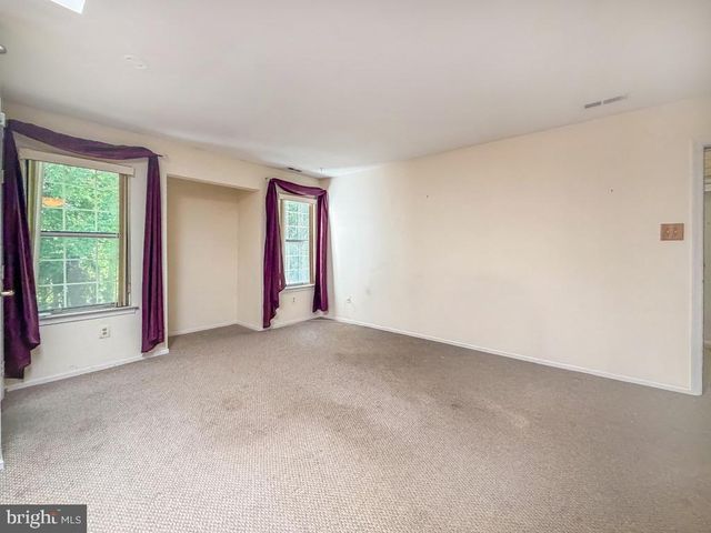 804 DIAMOND DR, Newtown, PA 18940