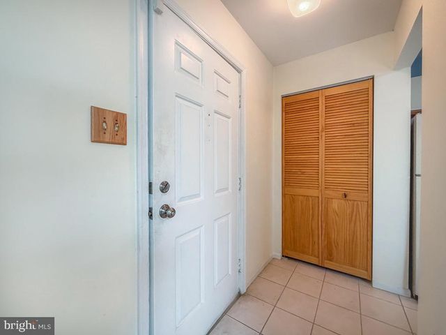 804 DIAMOND DR, Newtown, PA 18940
