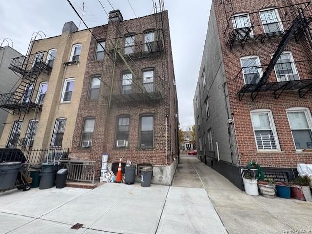 3080 37th Street, Astoria, NY 11103