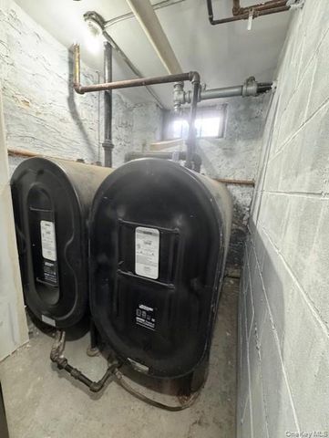 3080 37th Street, Astoria, NY 11103