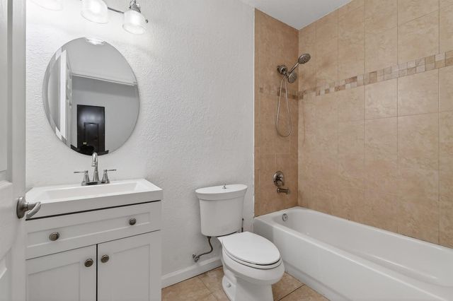 1650 Presidential Way 210, West Palm Beach, FL 33401