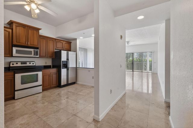 1650 Presidential Way 210, West Palm Beach, FL 33401