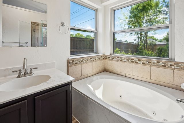 7606 Clairmont Avenue, Rowlett, TX 75089