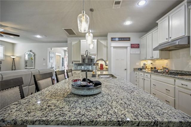 312 Wisdom PATH, Chesapeake, VA 23322