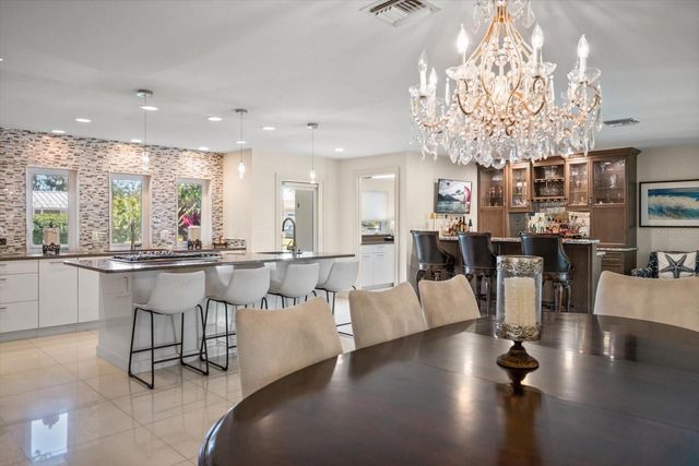 485 PARK AVENUE, Belleair, FL 33756