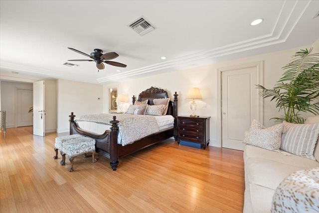 485 PARK AVENUE, Belleair, FL 33756