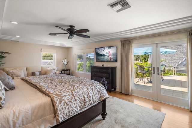 485 PARK AVENUE, Belleair, FL 33756