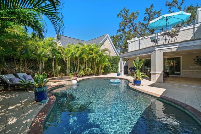 485 PARK AVENUE, Belleair, FL 33756
