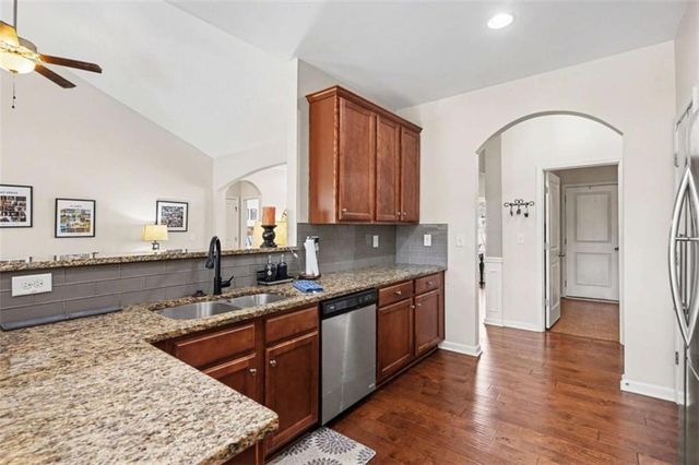 720 Hot Springs Trail, Mcdonough, GA 30252