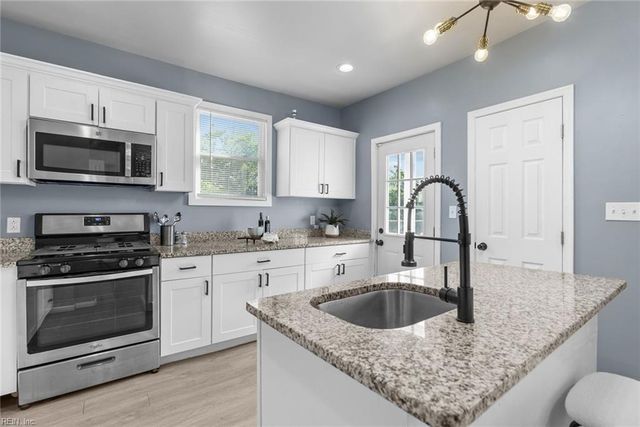 1050 Vista ST, Norfolk, VA 23504