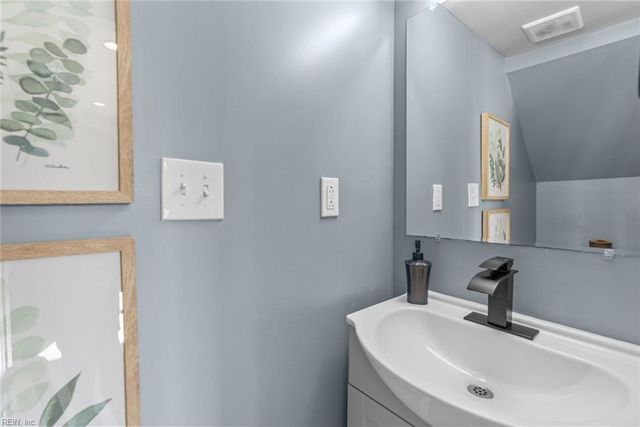 1050 Vista ST, Norfolk, VA 23504