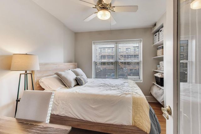 722 W Oakdale Avenue 1R, Chicago, IL 60657