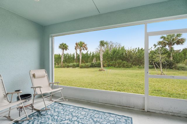 271 Raspberry Road, Fort Pierce, FL 34981