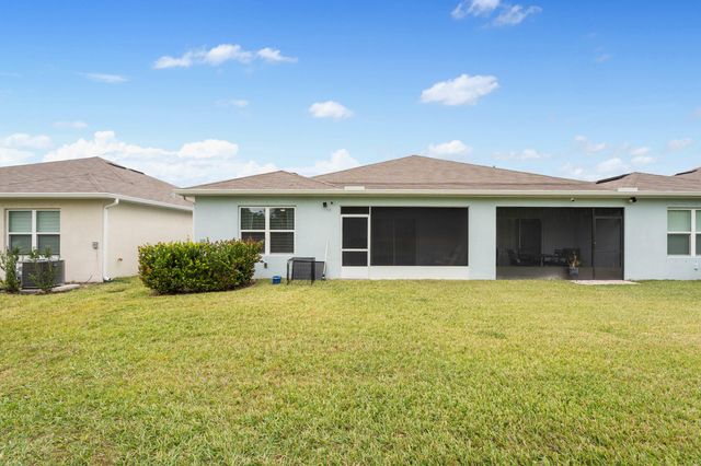 271 Raspberry Road, Fort Pierce, FL 34981