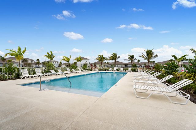 271 Raspberry Road, Fort Pierce, FL 34981