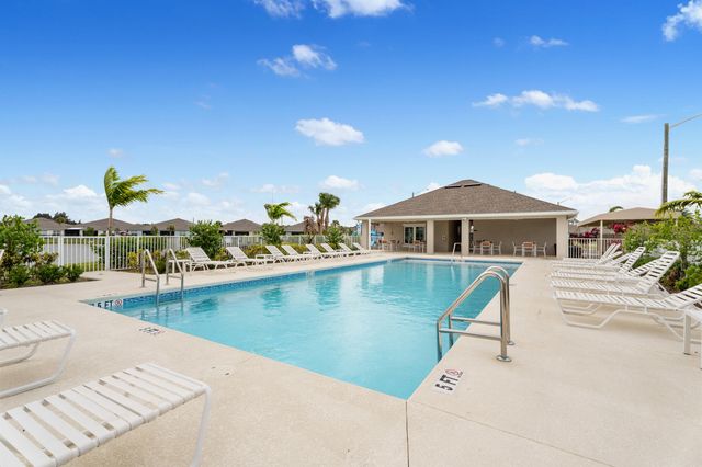 271 Raspberry Road, Fort Pierce, FL 34981