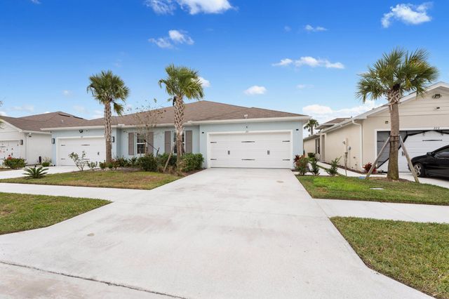 271 Raspberry Road, Fort Pierce, FL 34981