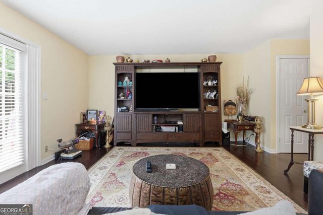 2524 Bradford Square NE, Atlanta, GA 30345