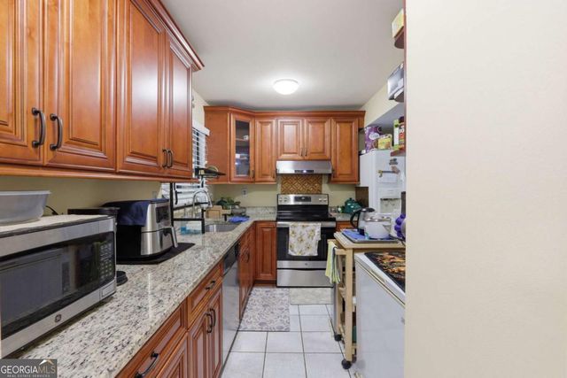 2524 Bradford Square NE, Atlanta, GA 30345