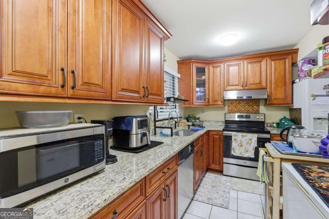 2524 Bradford Square NE, Atlanta, GA 30345