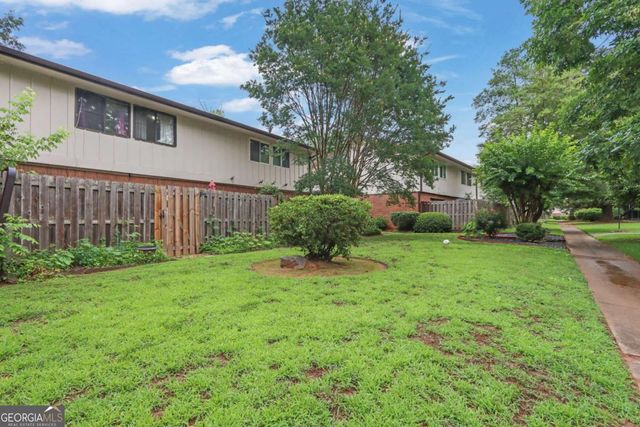2524 Bradford Square NE, Atlanta, GA 30345