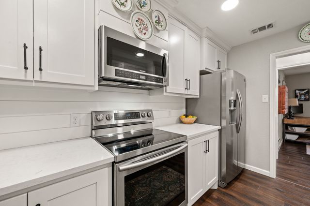 1337 Storm Drive, Bedford, TX 76022
