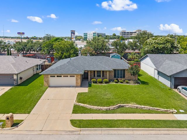 1337 Storm Drive, Bedford, TX 76022