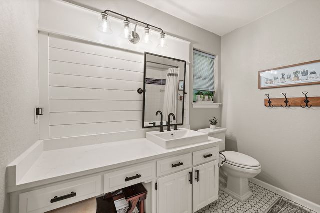 1337 Storm Drive, Bedford, TX 76022