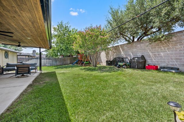1337 Storm Drive, Bedford, TX 76022