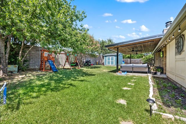 1337 Storm Drive, Bedford, TX 76022